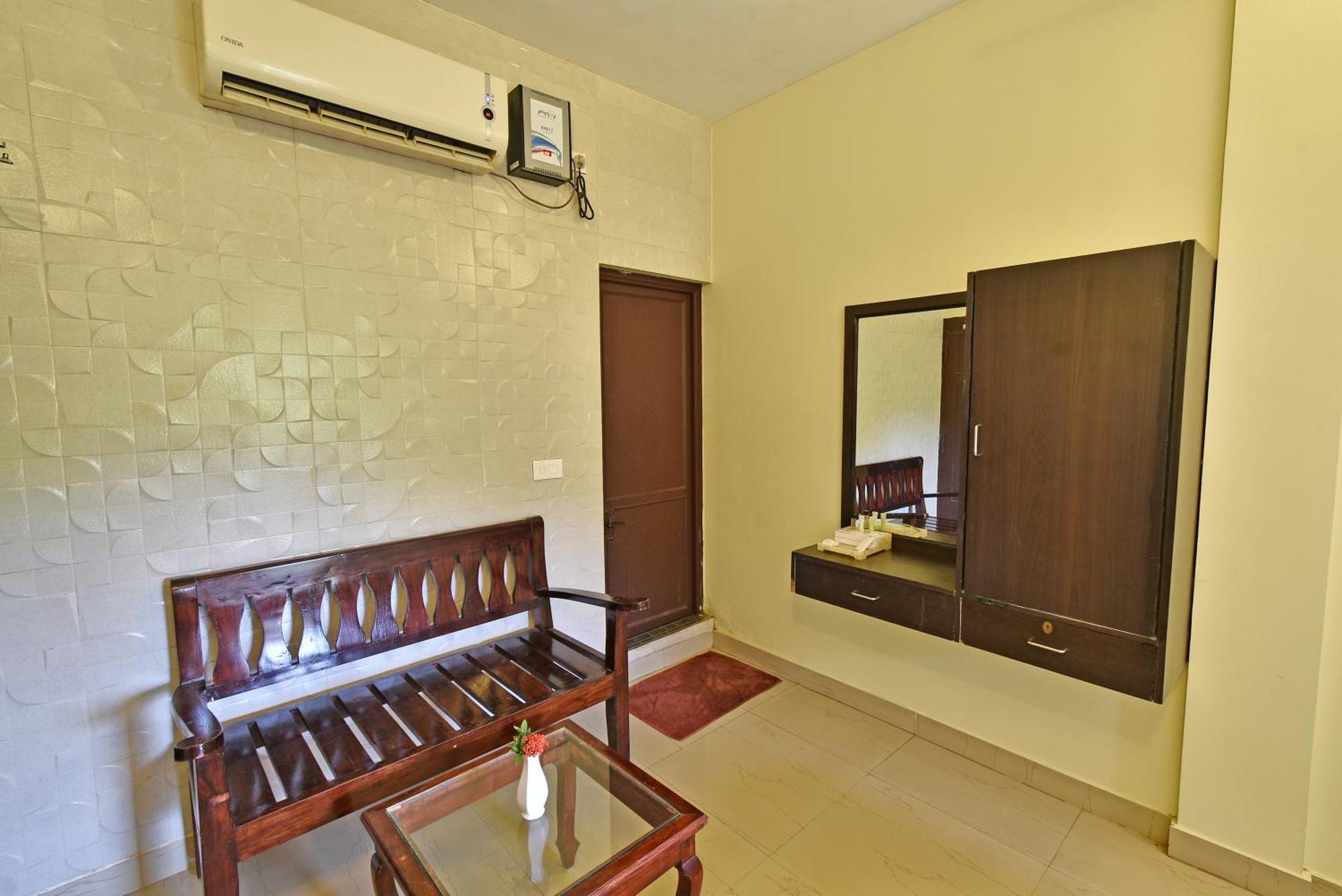 Poppys Olive De' Villa Auroville Extérieur photo